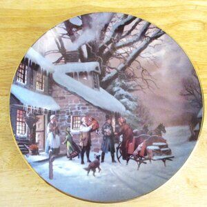 W. S. George 1989 SCENES OF CHRISTMAS PAST HOMECOMING by Lloyd Garrison Plate